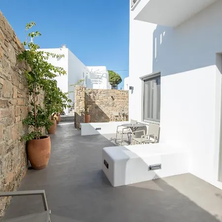 Fabrikas * Mykonos Town